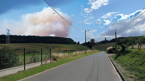 panache de fumée au dessus de la Bourgogne